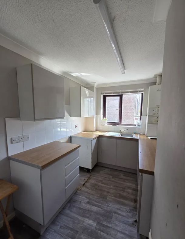 Property image 10 of 12