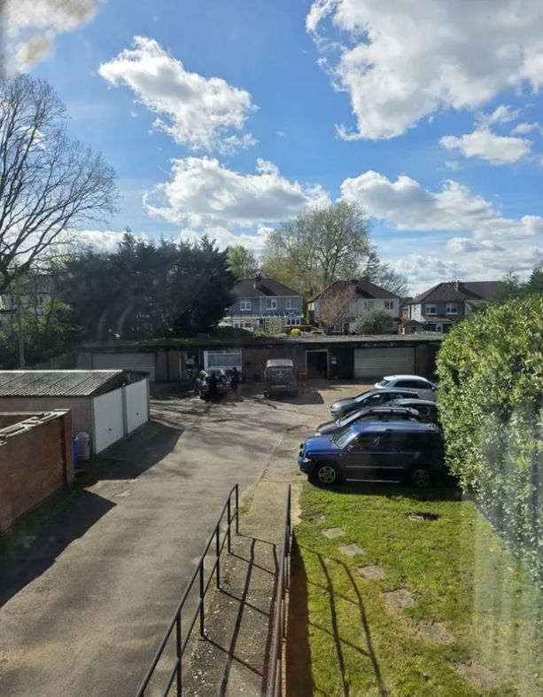 Property image 11 of 12