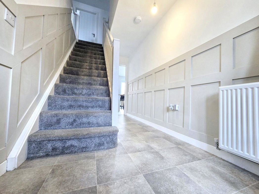 Property image 16 of 34