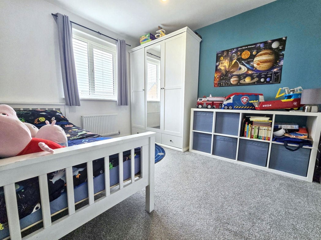 Property image 24 of 34