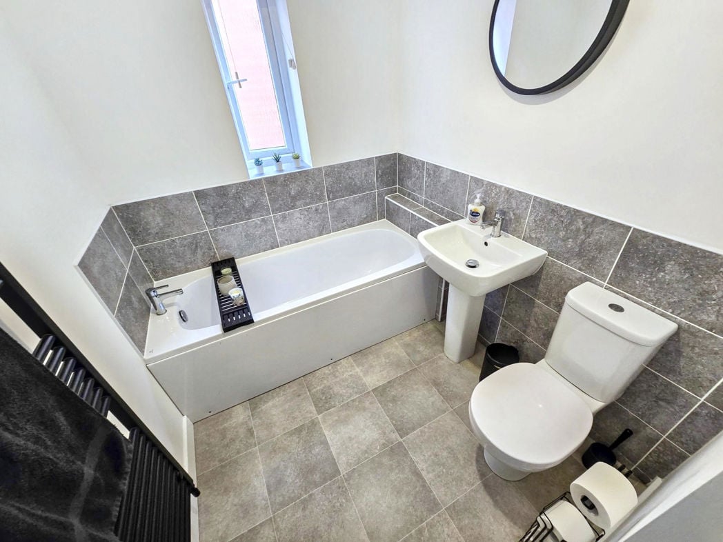 Property image 31 of 34
