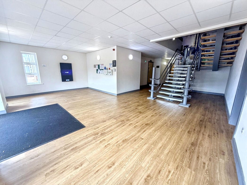 Property image 2 of 7