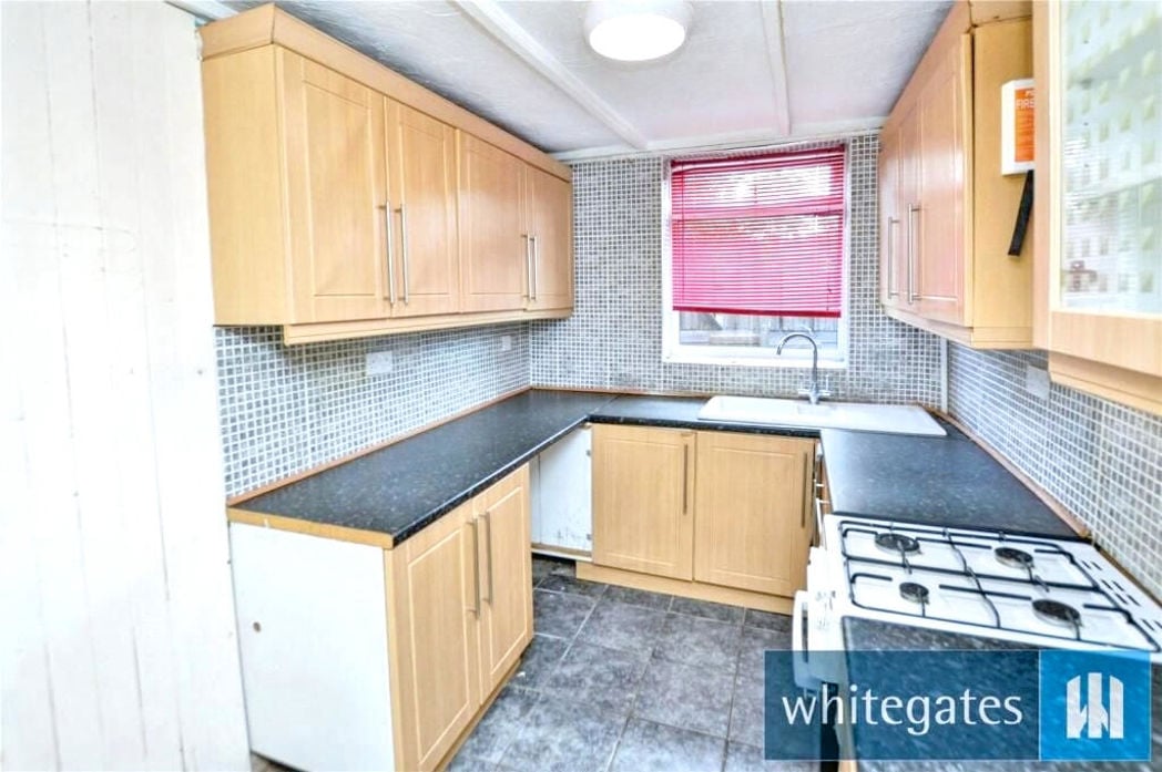 Property image 5 of 11