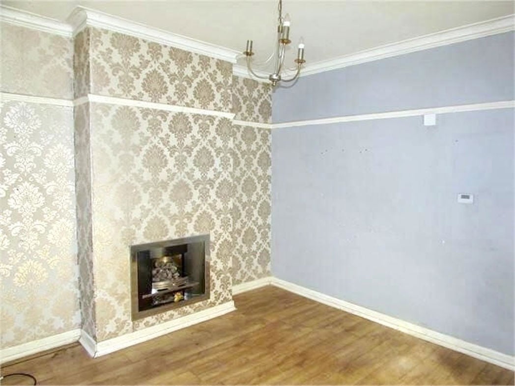 Property image 2 of 8