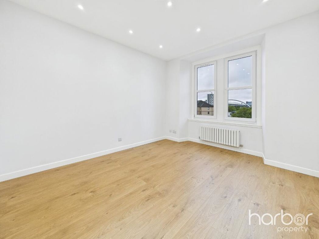 Property image 2 of 14
