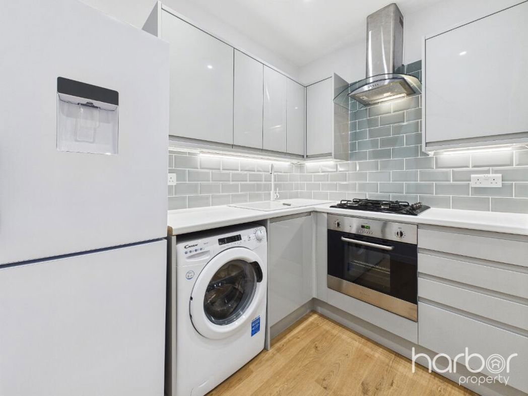 Property image 3 of 14