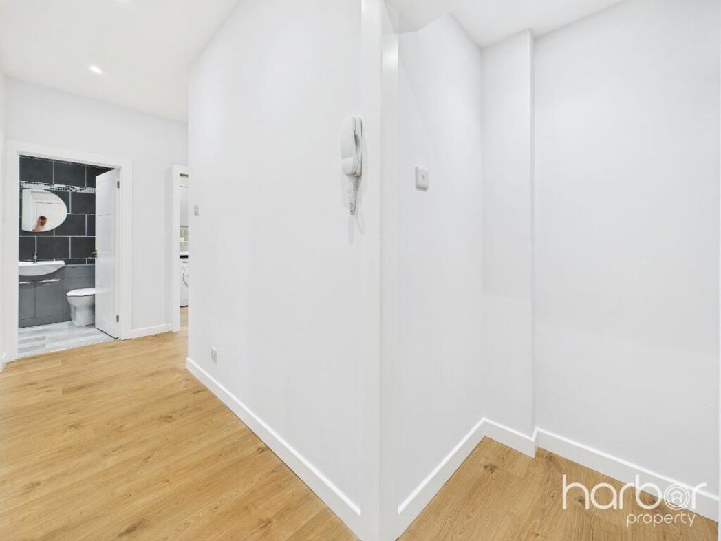 Property image 13 of 14
