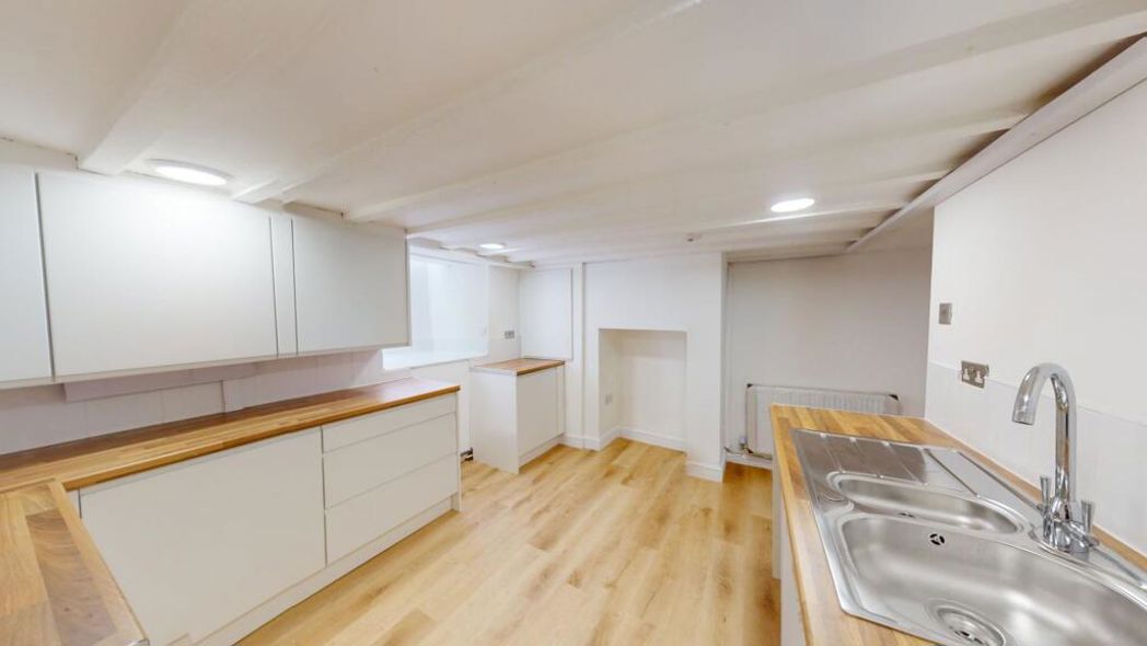 Property image 4 of 10