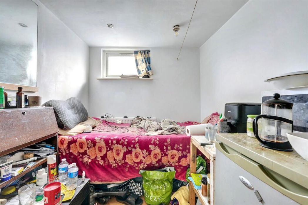 Property image 4 of 14