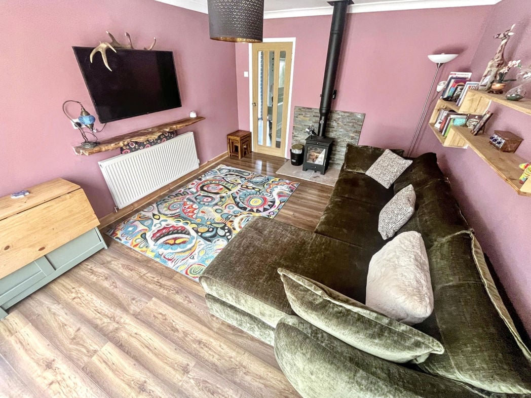 Property image 3 of 14