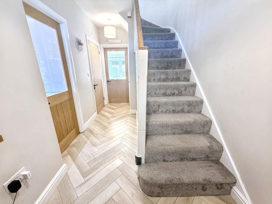 Property image 6 of 26