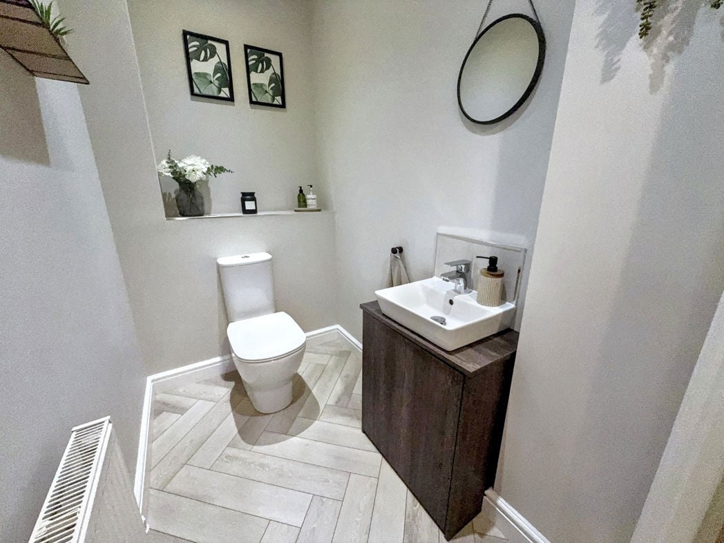 Property image 9 of 26