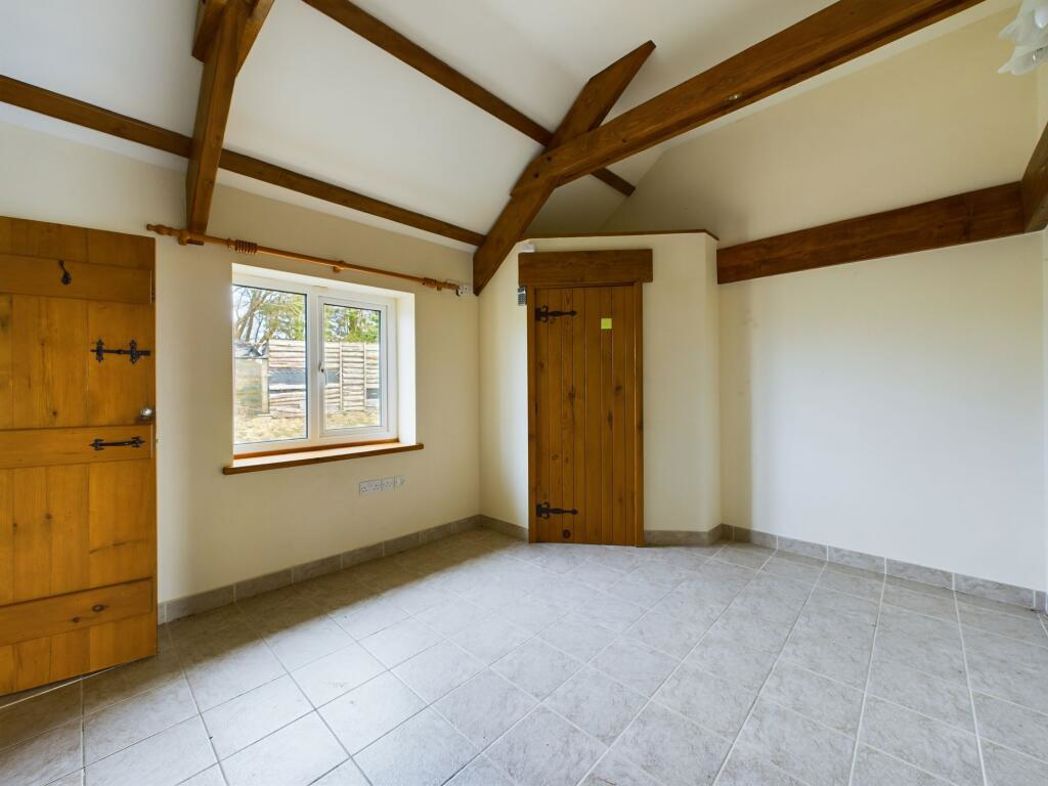 Property image 2 of 33