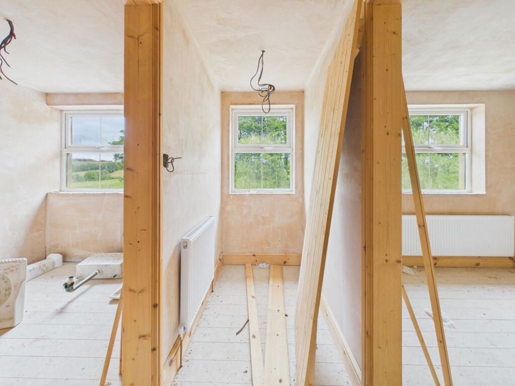 Property image 12 of 33