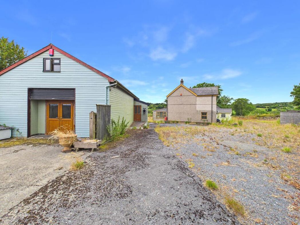 Property image 22 of 33