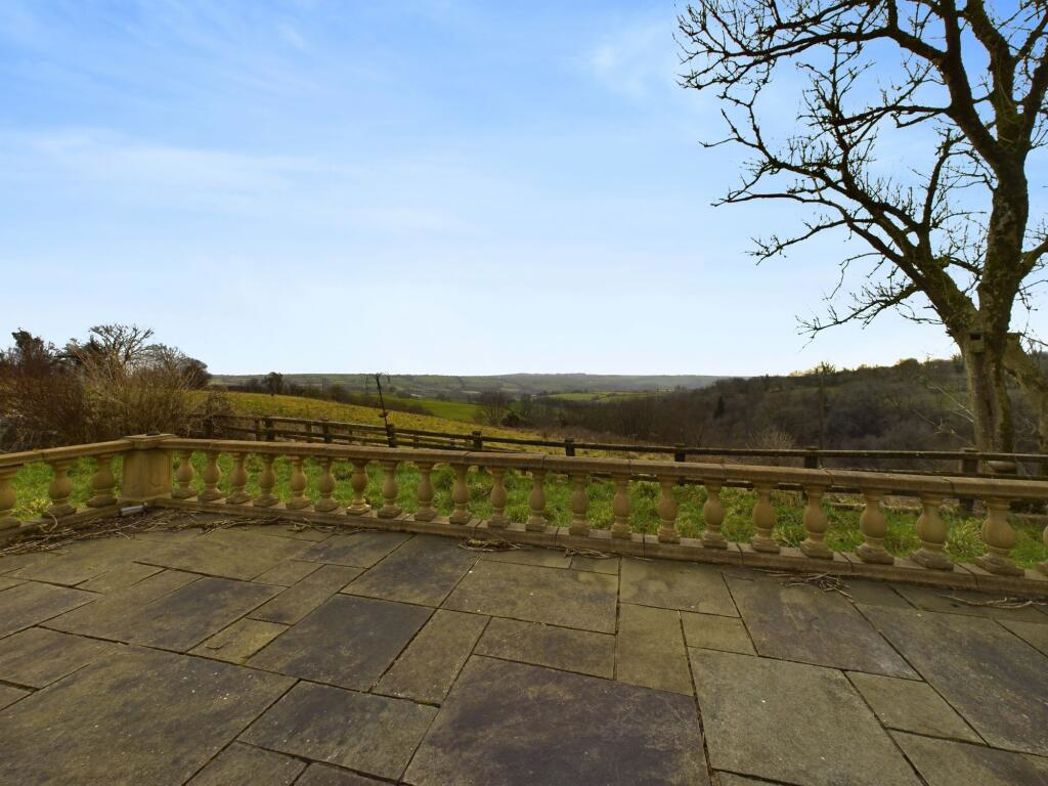 Property image 32 of 33