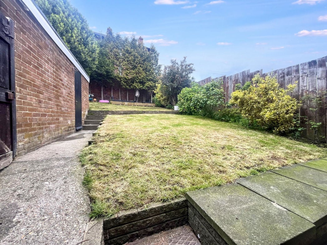 Property image 21 of 23