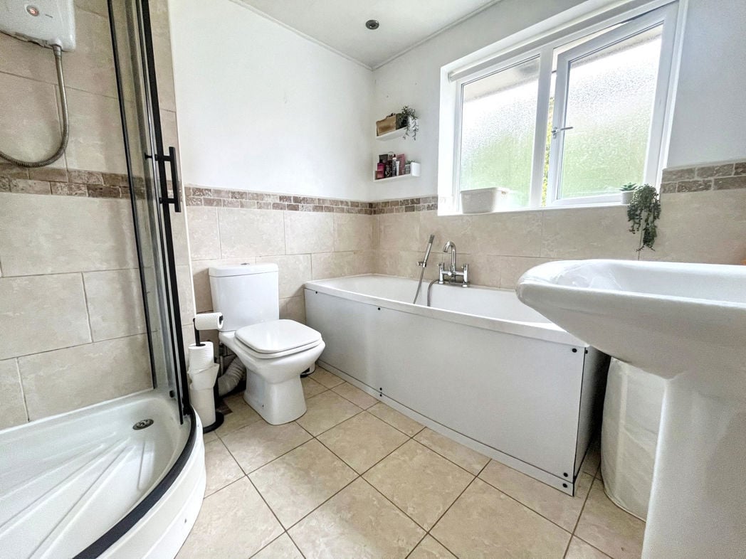 Property image 14 of 23