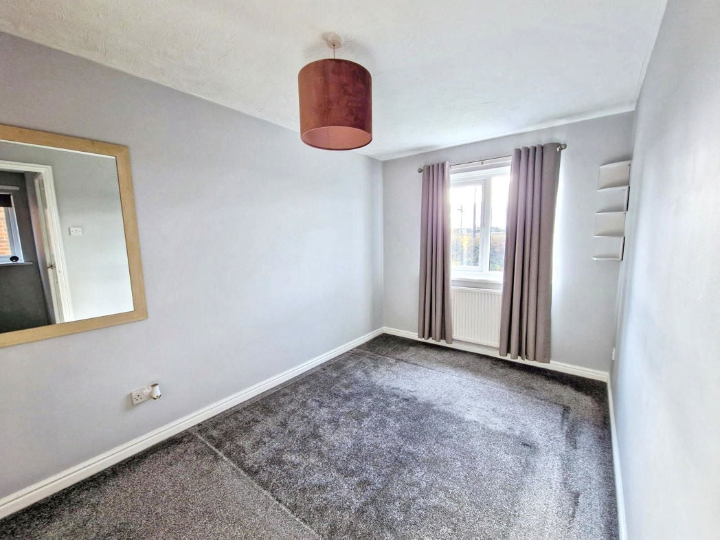 Property image 6 of 11