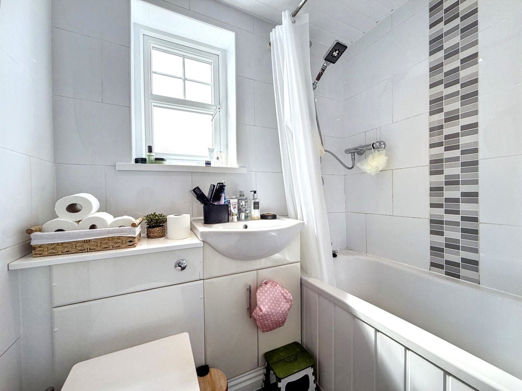 Property image 16 of 20