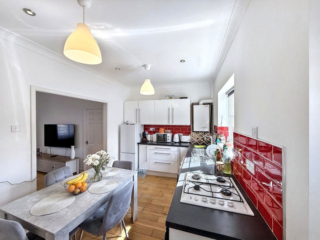 Property image 7 of 20