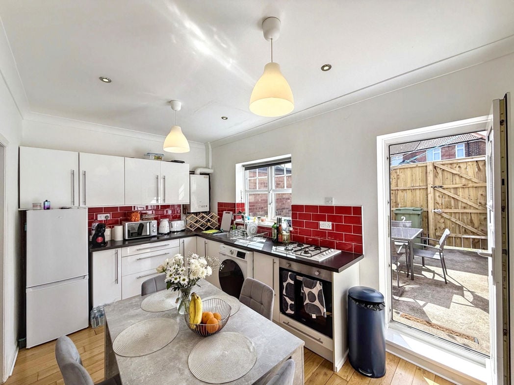 Property image 6 of 20