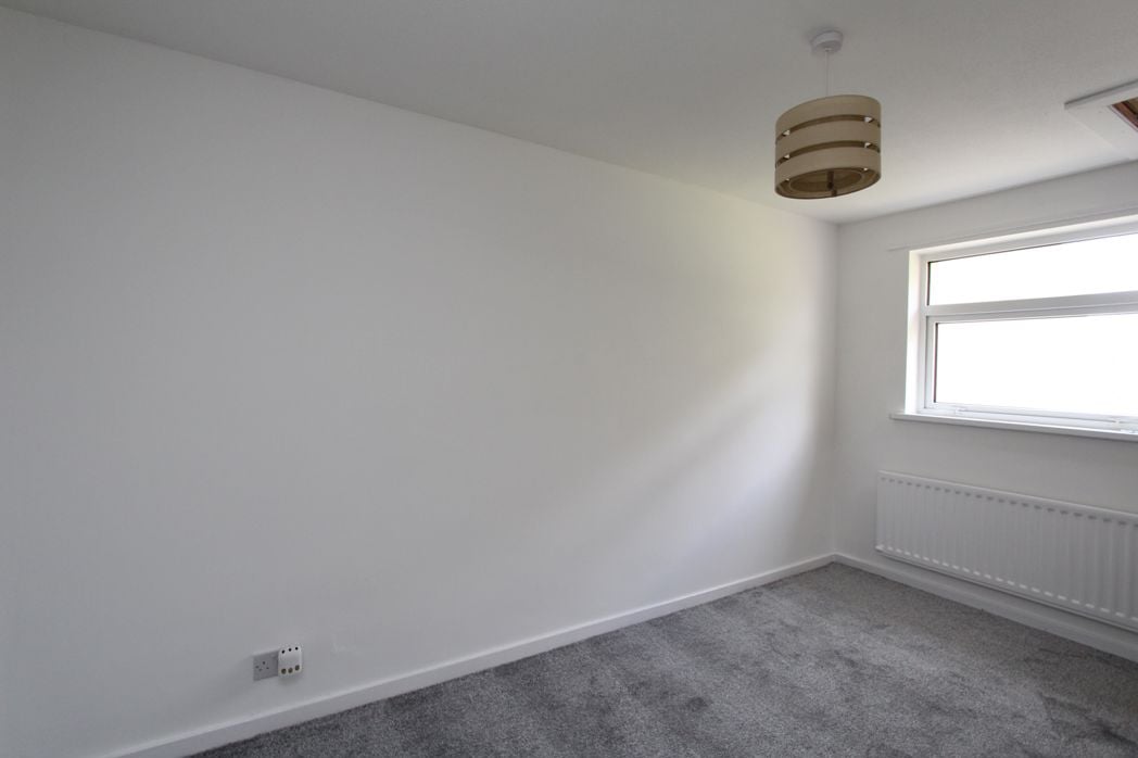 Property image 10 of 15