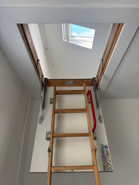 Property image 12 of 15