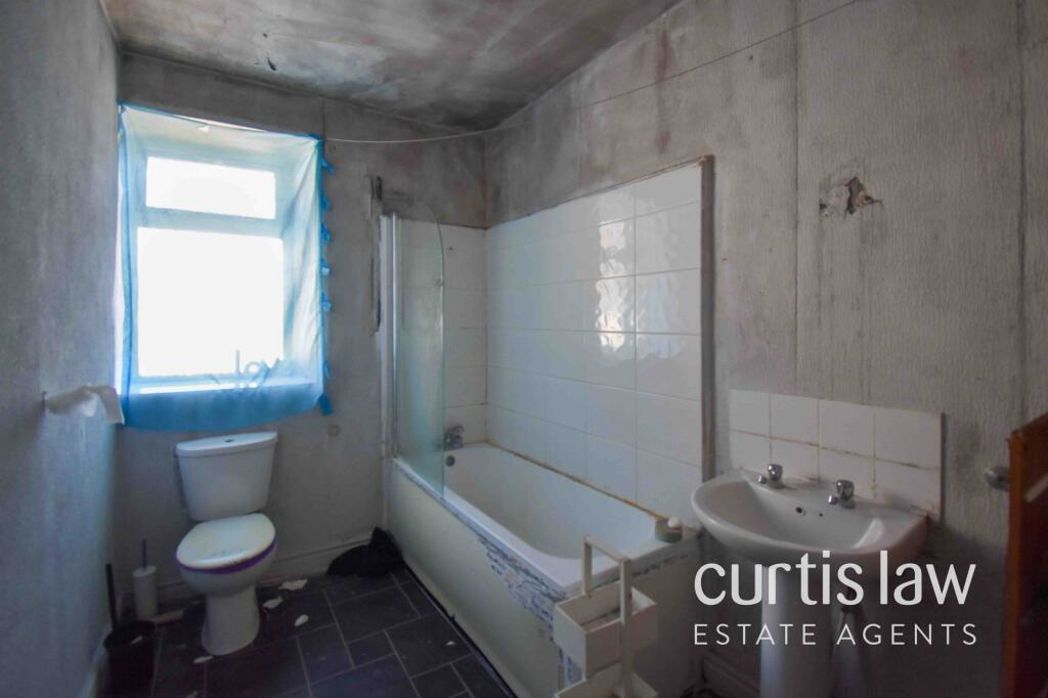 Property image 12 of 12