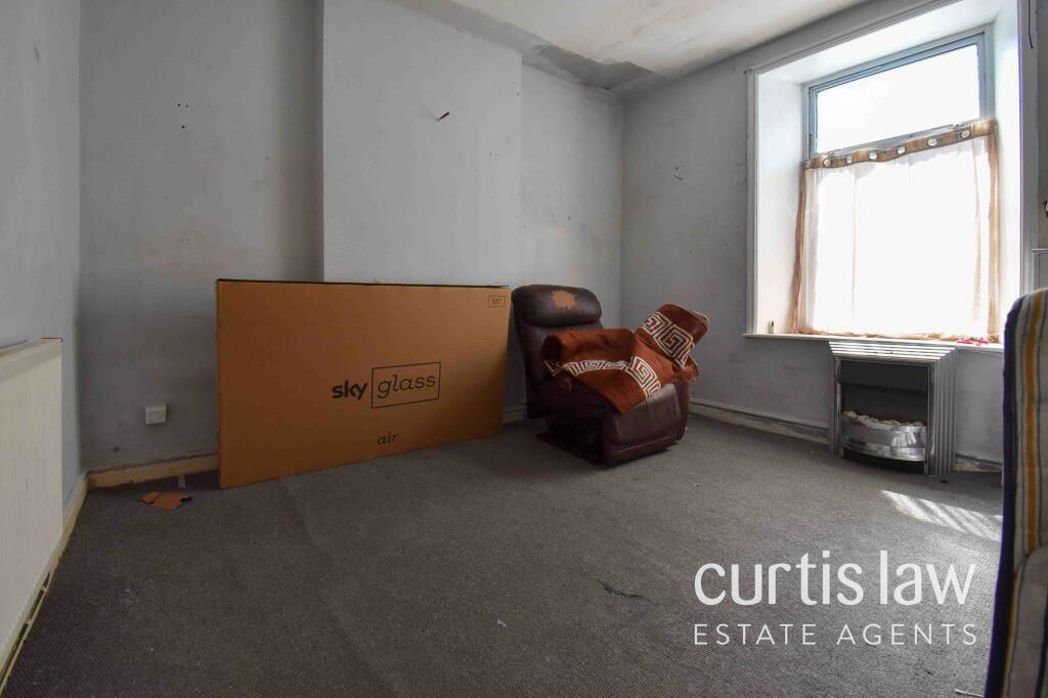 Property image 6 of 12