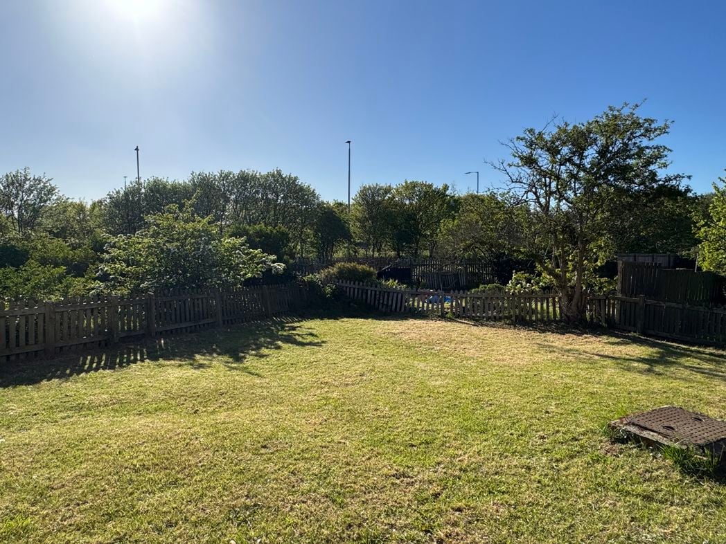 Property image 14 of 16