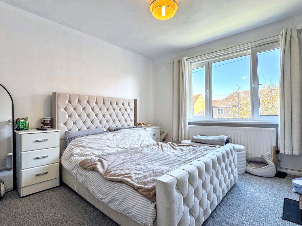 Property image 10 of 16