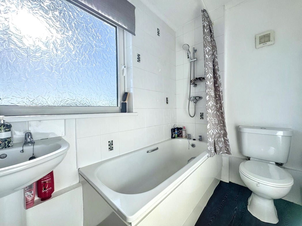 Property image 13 of 16