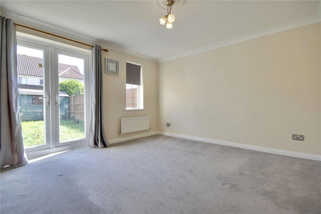 Property image 3 of 12