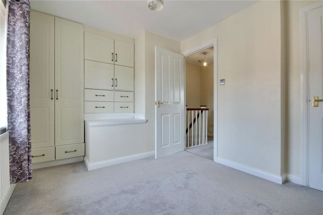 Property image 8 of 12