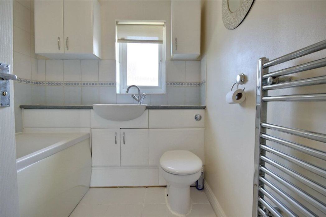 Property image 11 of 12