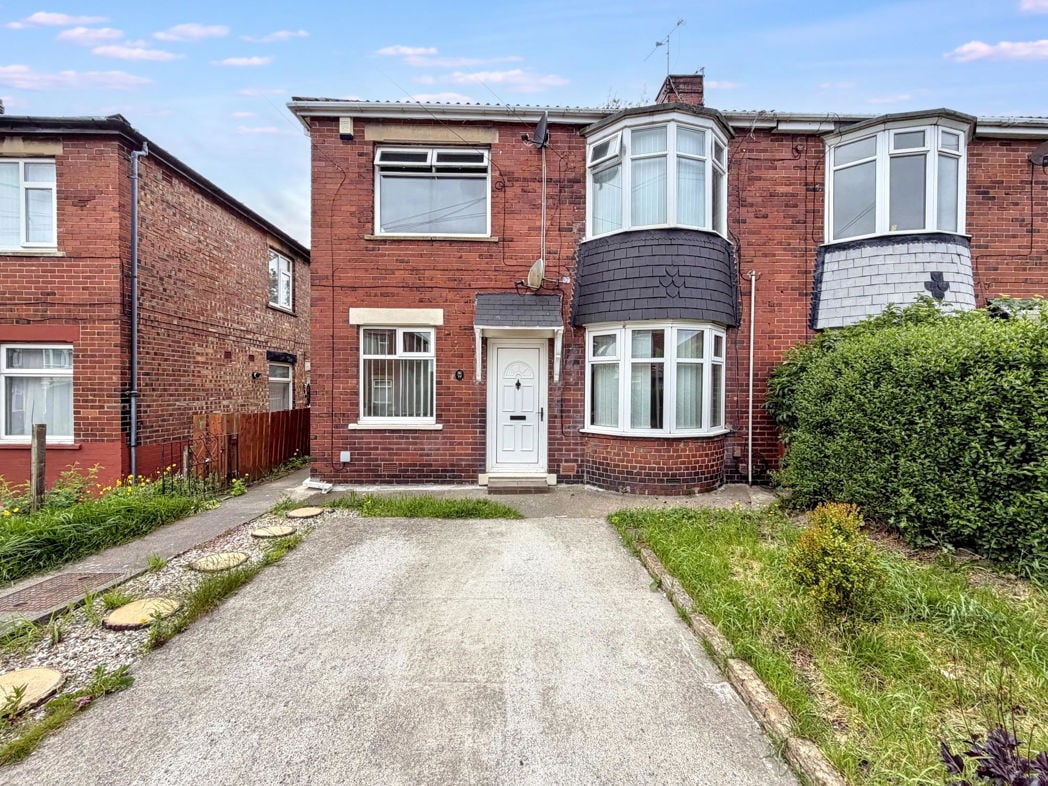 Property image 1 of 8