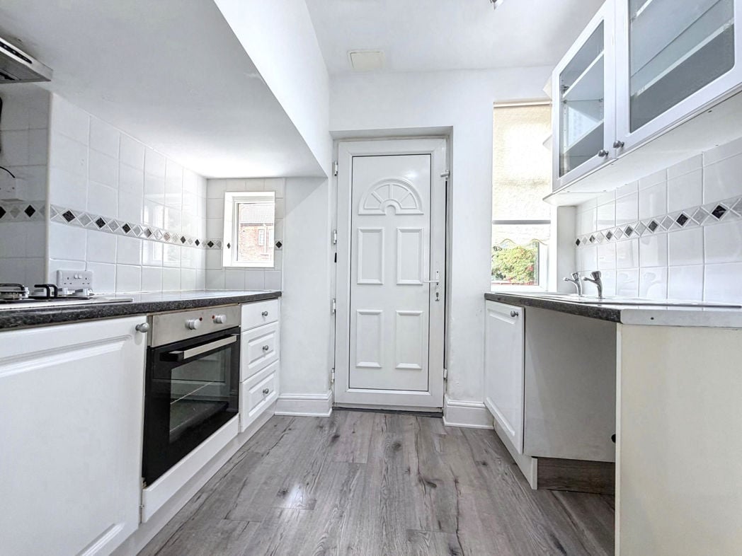 Property image 3 of 8