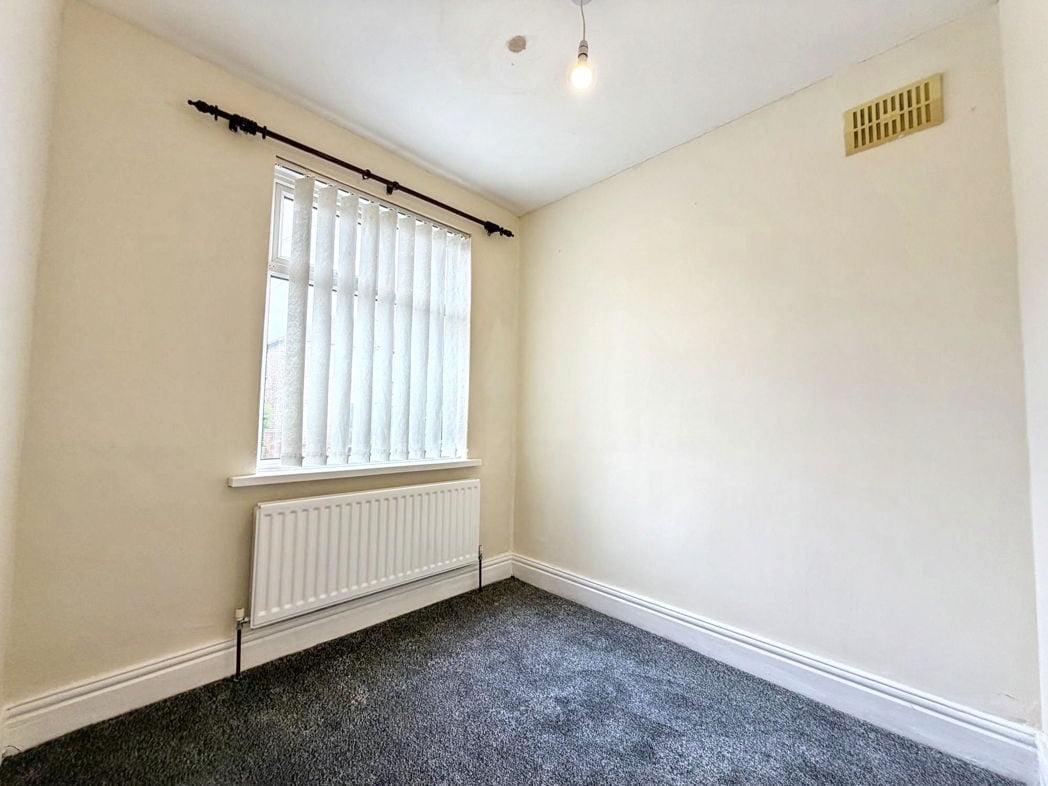 Property image 5 of 8