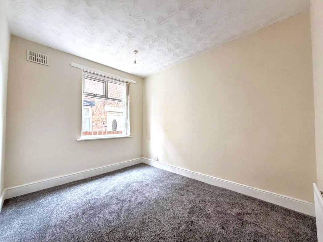 Property image 4 of 8