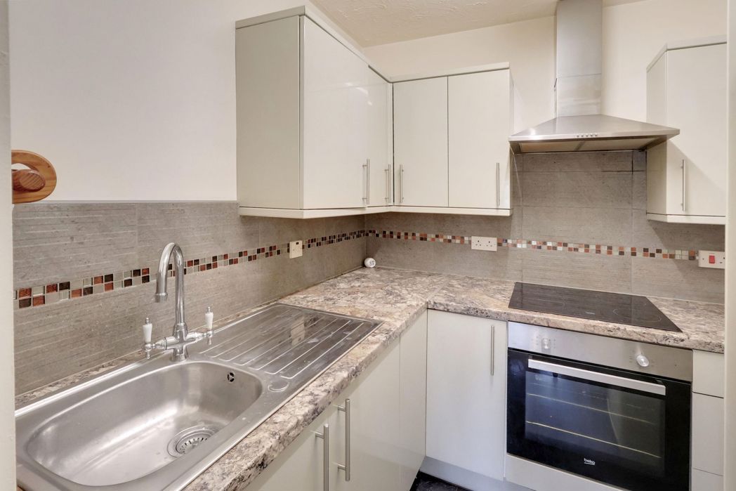 Property image 30 of 36