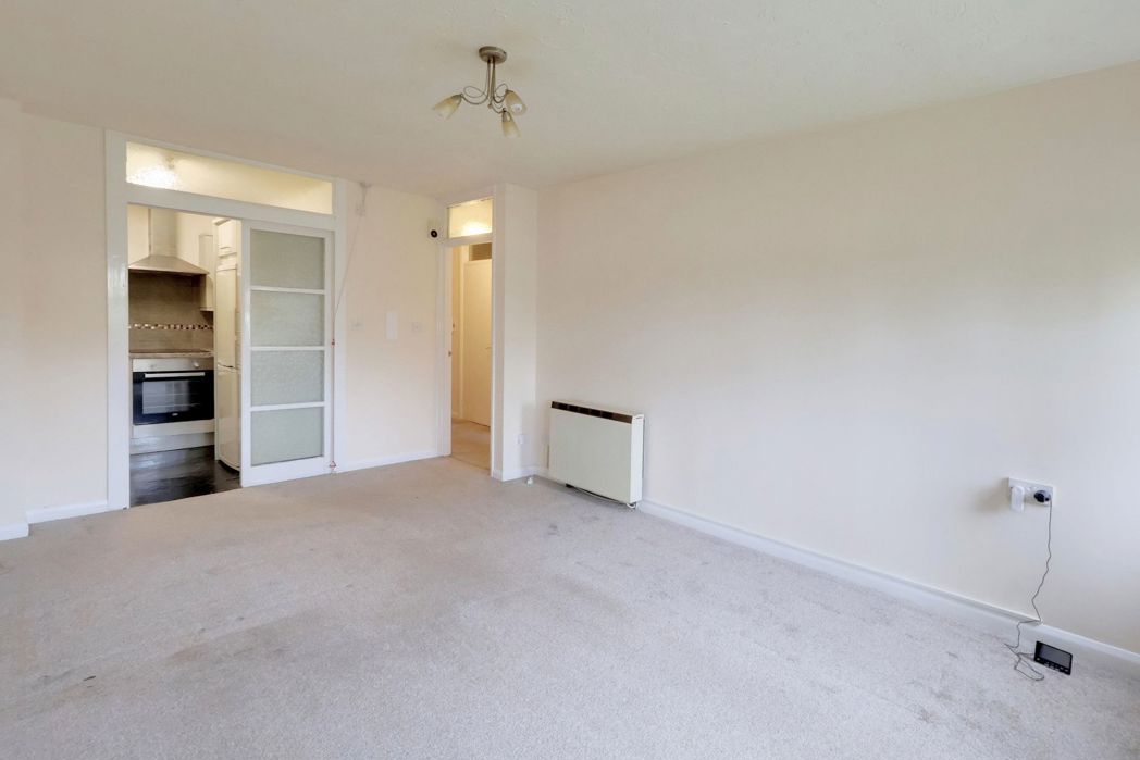 Property image 31 of 36