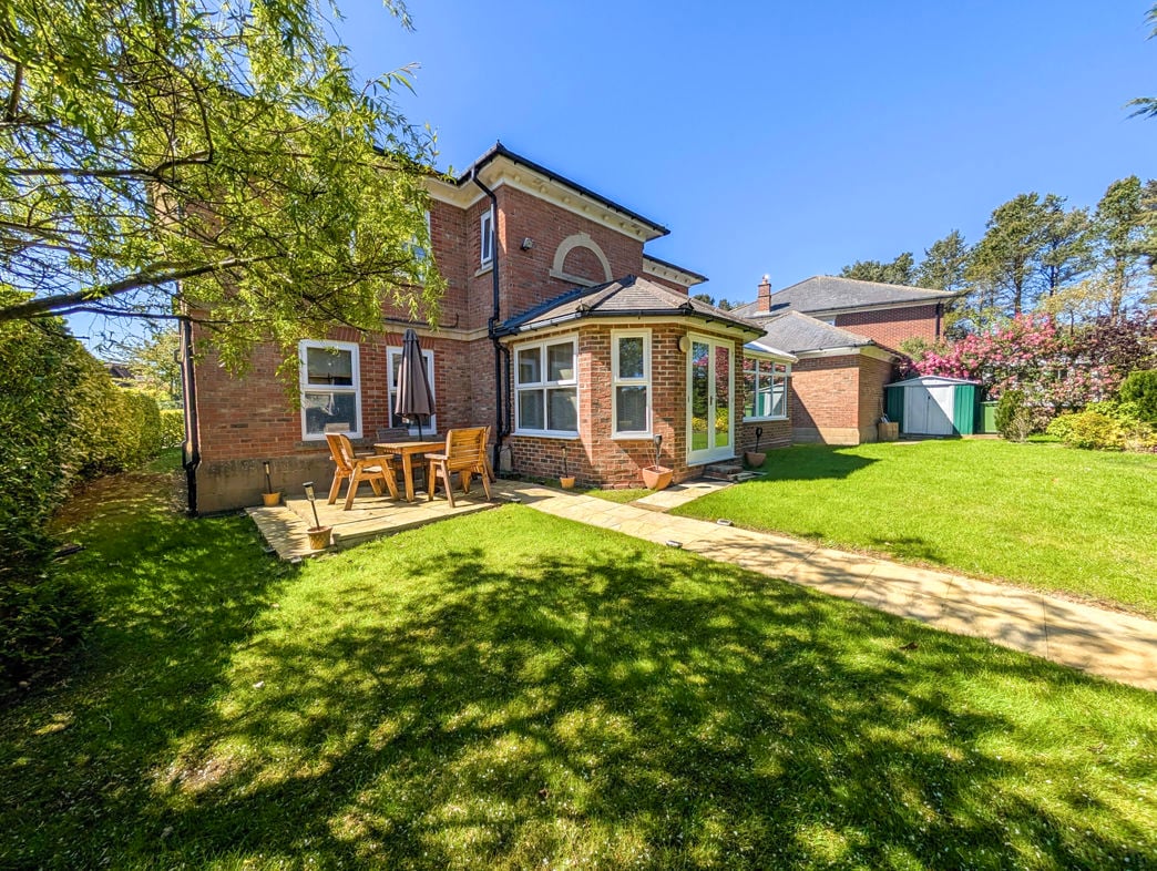 Property image 19 of 21