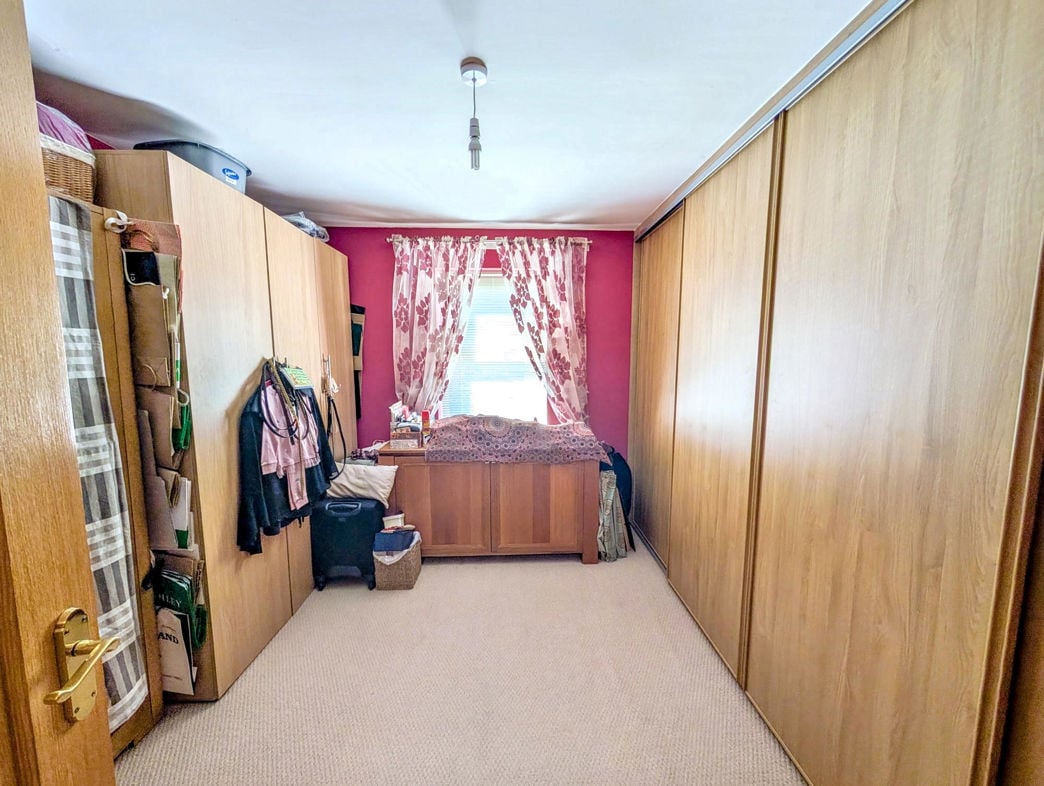 Property image 17 of 21