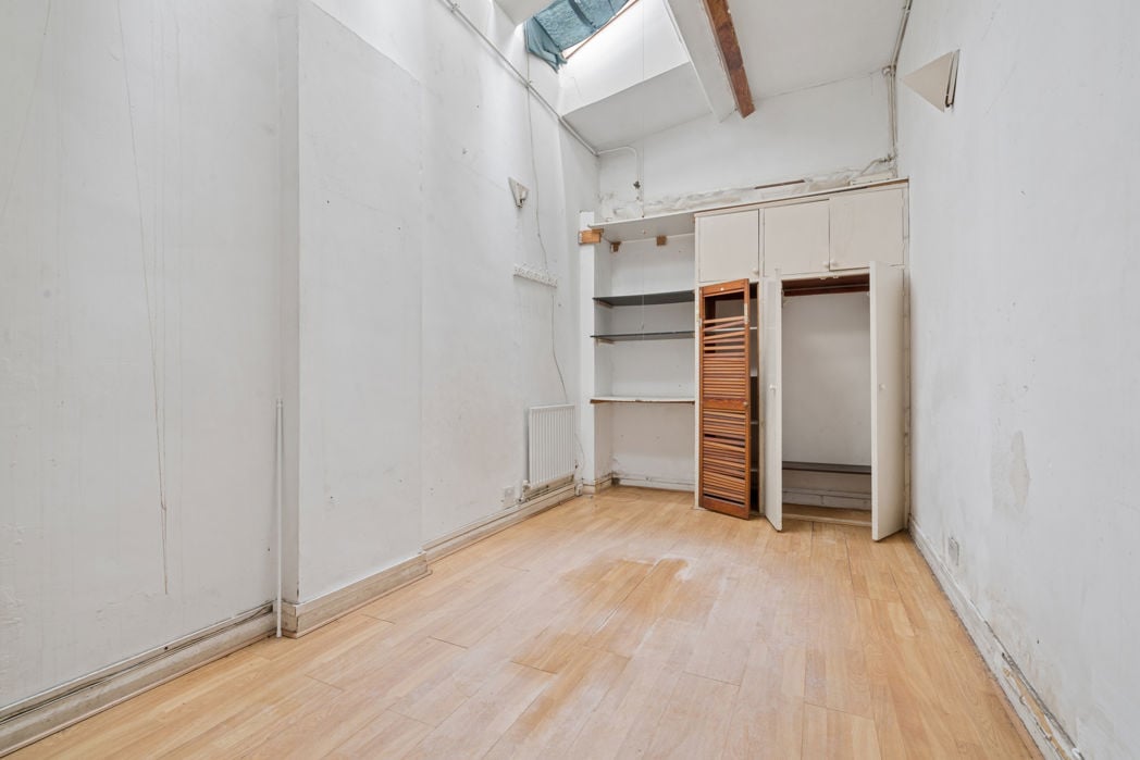 Property image 26 of 33