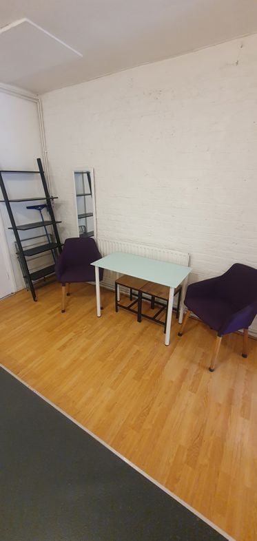 Property image 18 of 33