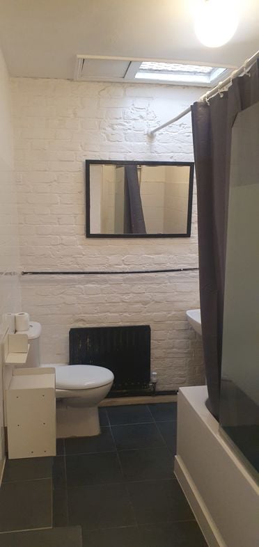 Property image 19 of 33