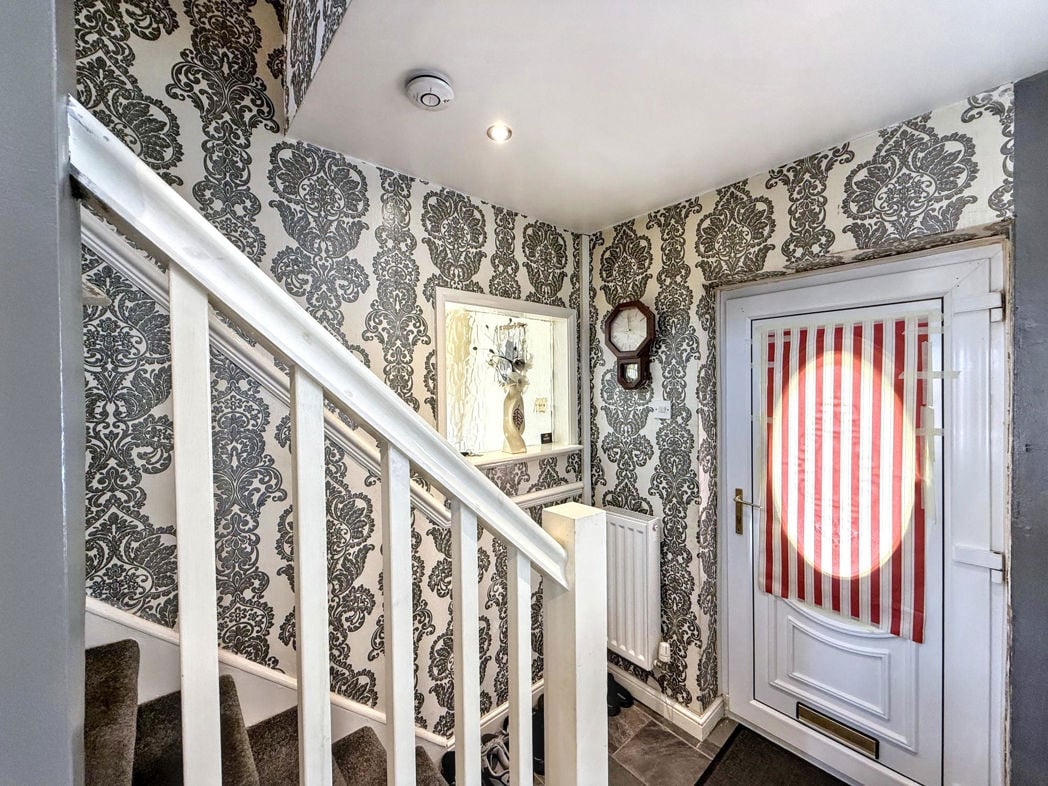 Property image 2 of 20