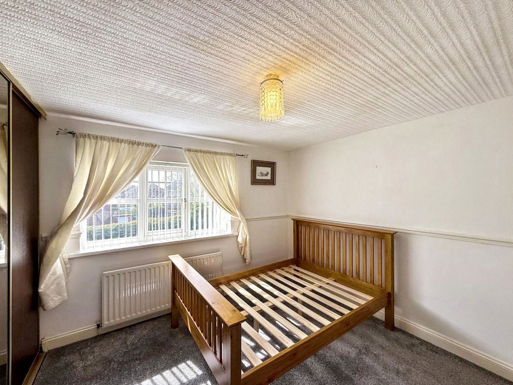Property image 11 of 20
