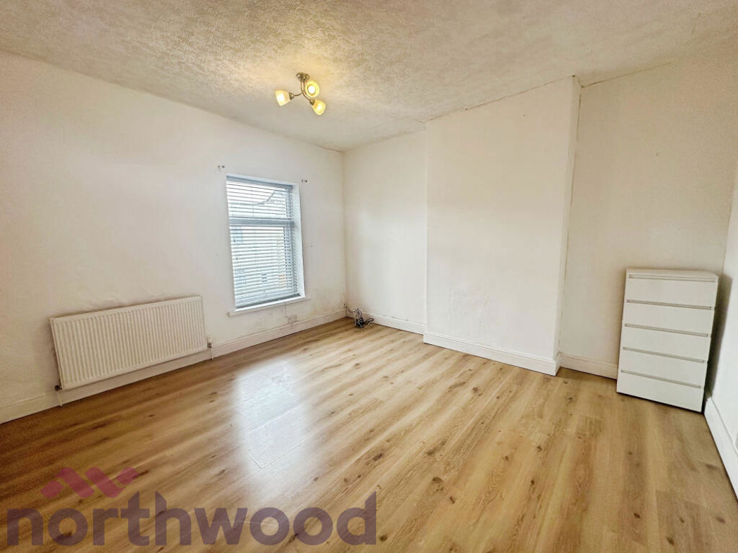 Property image 3 of 15